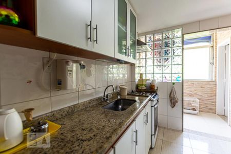 Apartamento à venda com 70m², 2 quartos e 1 vagaCozinha