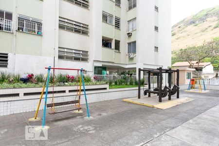 Apartamento à venda com 70m², 2 quartos e 1 vagaÁrea Comum - Playground