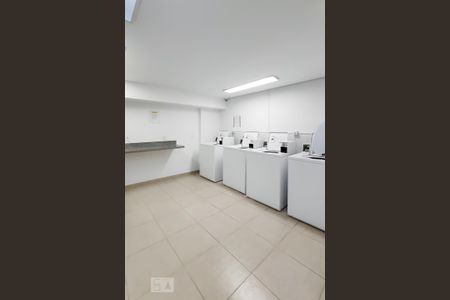 Apartamento para alugar com 70m², 2 quartos e 1 vaga Apartamento para alugar com 70m², 2 quartos e 1 vagaLavanderia