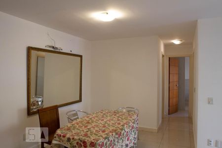 Sala de apartamento à venda com 2 quartos, 80m² em Leblon, Rio de Janeiro
