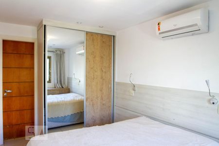 Apartamento à venda com 80m², 2 quartos e 1 vaga Apartamento à venda com 80m², 2 quartos e 1 vagaQuarto 2 - Suíte