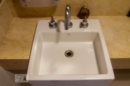 Banheiro do Quarto 2 - Suíte de apartamento à venda com 2 quartos, 80m² em Leblon, Rio de Janeiro