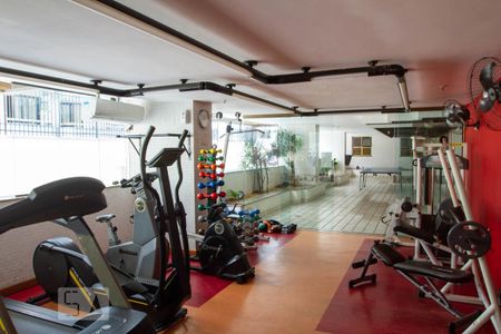 Apartamento à venda com 80m², 2 quartos e 1 vaga Apartamento à venda com 80m², 2 quartos e 1 vagaÁrea comum - Academia