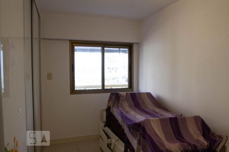 Quarto 1 de apartamento à venda com 2 quartos, 80m² em Leblon, Rio de Janeiro