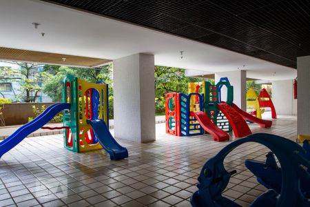 Área Comum - Playground de apartamento à venda com 2 quartos, 80m² em Leblon, Rio de Janeiro