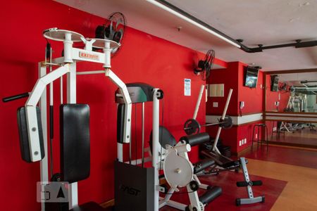 Apartamento à venda com 80m², 2 quartos e 1 vaga Apartamento à venda com 80m², 2 quartos e 1 vagaÁrea comum - Academia