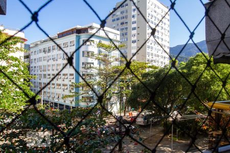 Apartamento à venda com 80m², 2 quartos e 1 vaga Apartamento à venda com 80m², 2 quartos e 1 vagaVista da Área de Serviço
