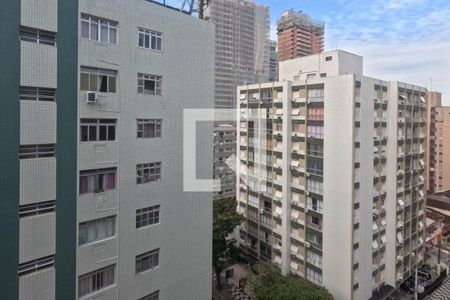 Vista do Quarto e Sala de kitnet/studio para alugar com 1 quarto, 31m² em Gonzaga, Santos