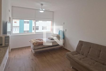 Quarto e Sala de kitnet/studio para alugar com 1 quarto, 31m² em Gonzaga, Santos