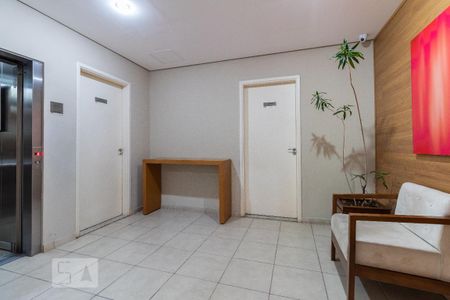 Apartamento à venda com 50m², 2 quartos e 1 vaga Apartamento à venda com 50m², 2 quartos e 1 vagaÁrea comum - Hall