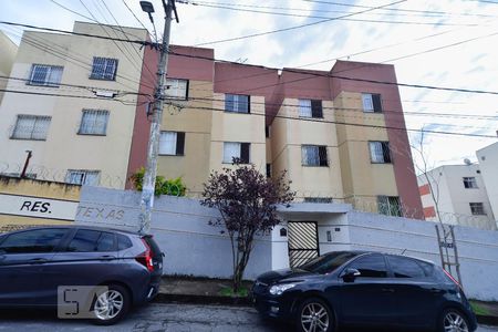 Apartamento à venda com 60m², 2 quartos e 1 vagaFachada