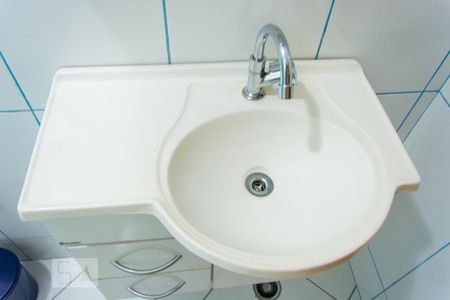 Casa à venda com 170m², 3 quartos e 6 vagas Casa à venda com 170m², 3 quartos e 6 vagasBanheiro da Suíte 2 - Pia