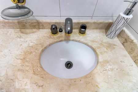 Casa à venda com 125m², 3 quartos e 4 vagas Casa à venda com 125m², 3 quartos e 4 vagasPia