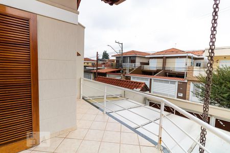 Casa à venda com 125m², 3 quartos e 4 vagas Casa à venda com 125m², 3 quartos e 4 vagasVaranda da Suíte 1