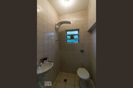 Casa à venda com 302m², 8 quartos e 4 vagasBanheiro - Edícula