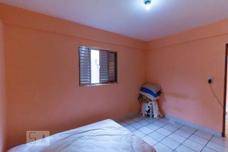 Casa à venda com 302m², 8 quartos e 4 vagasQuarto 8 - Edícula