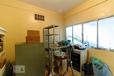 Casa à venda com 302m², 8 quartos e 4 vagasQuarto 3- Edícula