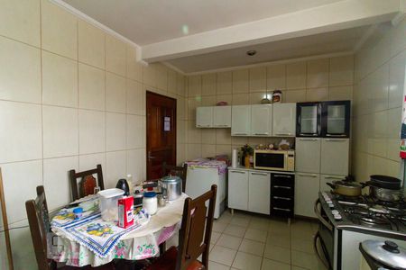 Casa à venda com 302m², 8 quartos e 4 vagasCozinha