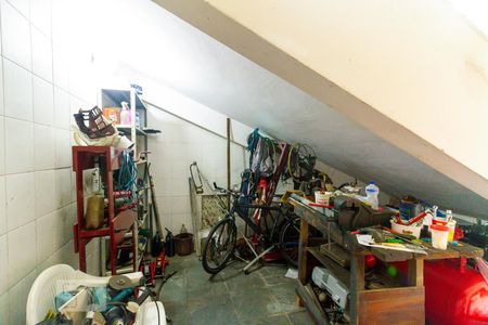 Casa à venda com 302m², 8 quartos e 4 vagasDepósito