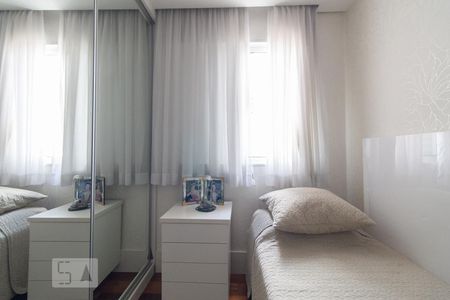 Apartamento à venda com 211m², 3 quartos e 3 vagas Apartamento à venda com 211m², 3 quartos e 3 vagasQuarto 3