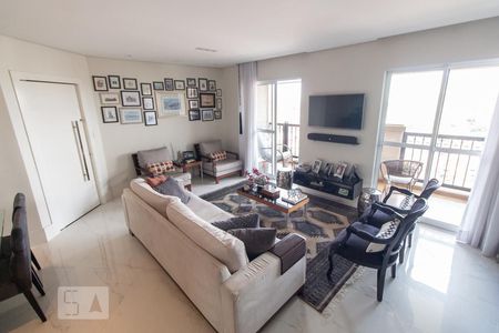 Apartamento à venda com 211m², 3 quartos e 3 vagas Apartamento à venda com 211m², 3 quartos e 3 vagasSala