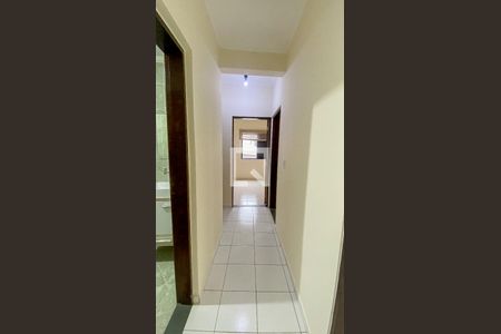 Corredor de apartamento para alugar com 3 quartos, 84m² em Jardim Bela Vista, Santo André