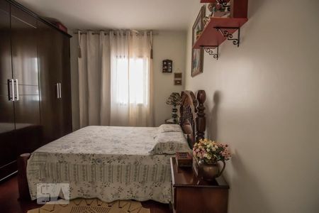 Casa à venda com 167m², 4 quartos e 4 vagasSuíte 1