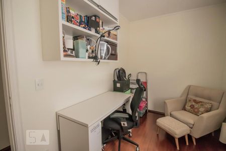 Casa à venda com 167m², 4 quartos e 4 vagasQuarto 2