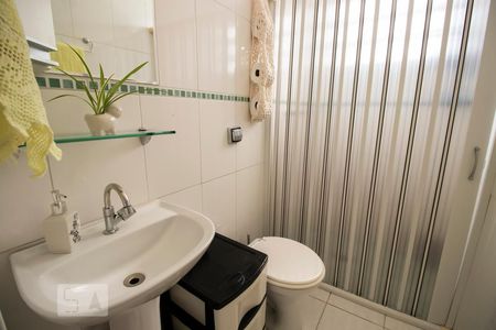 Casa à venda com 167m², 4 quartos e 4 vagasBanheiro Suíte 1