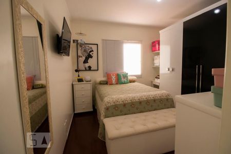 Casa à venda com 167m², 4 quartos e 4 vagasSuíte 2