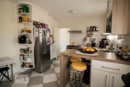 Casa à venda com 167m², 4 quartos e 4 vagasCozinha