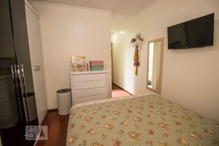 Casa à venda com 167m², 4 quartos e 4 vagasSuíte 2