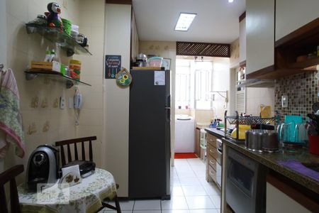 Apartamento para alugar com 63m², 2 quartos e 1 vagaCozinha