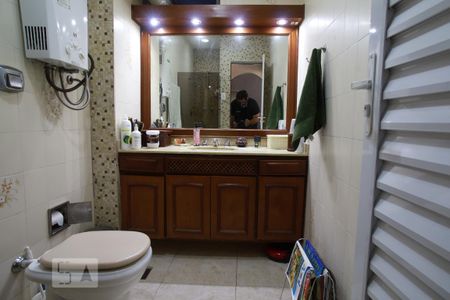 Apartamento para alugar com 63m², 2 quartos e 1 vagaBanheiro Social
