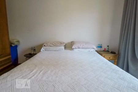 Casa à venda com 217m², 4 quartos e 4 vagasQuarto 4 - suite