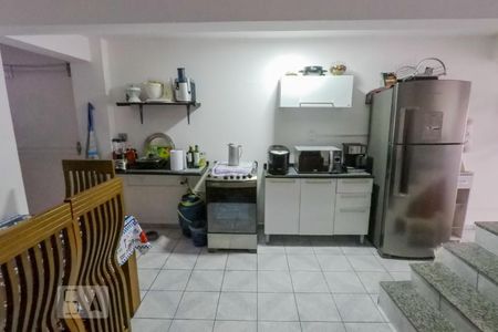 Casa à venda com 217m², 4 quartos e 4 vagasGaragem