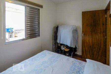 Casa à venda com 217m², 4 quartos e 4 vagasQuarto 2