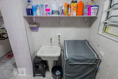 Casa à venda com 217m², 4 quartos e 4 vagasÁrea de Serviço