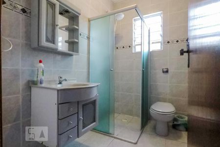 Casa à venda com 217m², 4 quartos e 4 vagasBanheiro