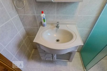 Casa à venda com 217m², 4 quartos e 4 vagasBanheiro