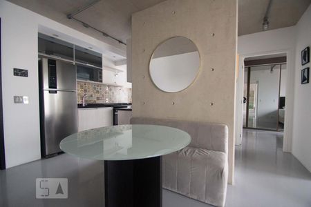Sala de apartamento para alugar com 2 quartos, 75m² em Campo Belo, São Paulo