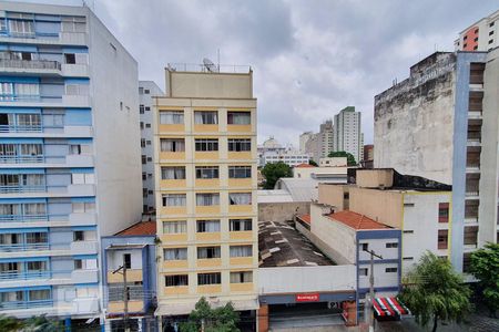 Vista do Quarto de apartamento para alugar com 1 quarto, 27m² em Campos Elíseos, São Paulo
