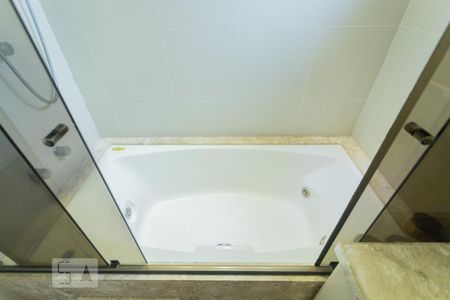 Apartamento à venda com 158m², 4 quartos e 3 vagasBanheiro da Suíte 3