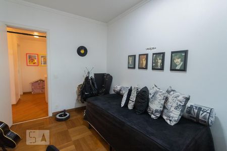 Apartamento à venda com 158m², 4 quartos e 3 vagasQuarto 4