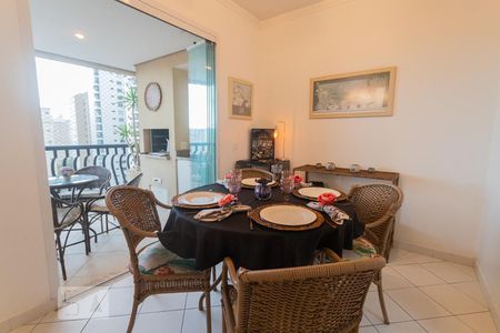 Sala de apartamento à venda com 4 quartos, 158m² em Pompeia, São Paulo