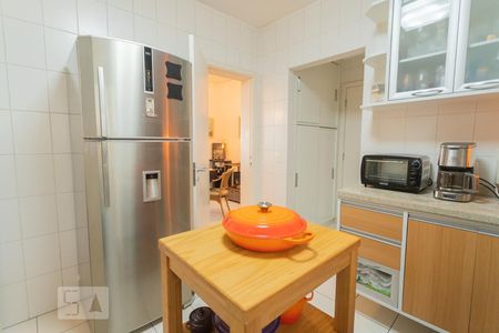 Apartamento à venda com 158m², 4 quartos e 3 vagasCozinha