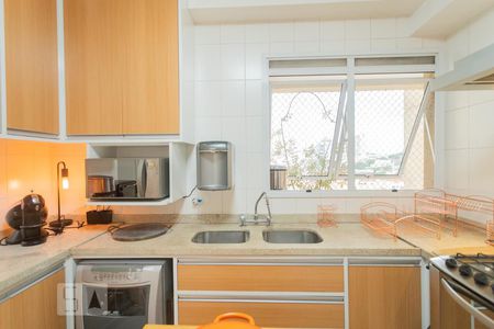 Apartamento à venda com 158m², 4 quartos e 3 vagasCozinha