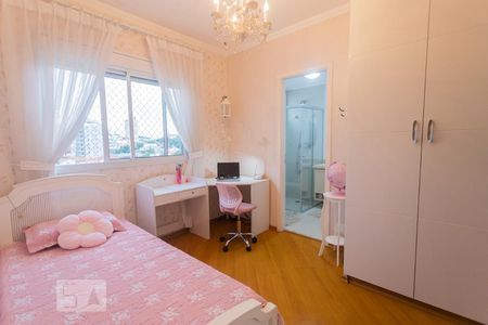 Apartamento à venda com 158m², 4 quartos e 3 vagasQuarto 2 - Suíte