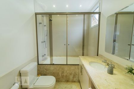 Apartamento à venda com 158m², 4 quartos e 3 vagasBanheiro da Suíte 3
