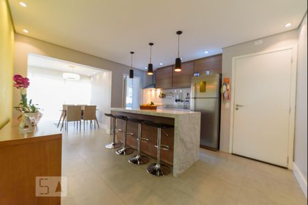 Apartamento para alugar com 65m², 2 quartos e 2 vagas Apartamento para alugar com 65m², 2 quartos e 2 vagasCozinha